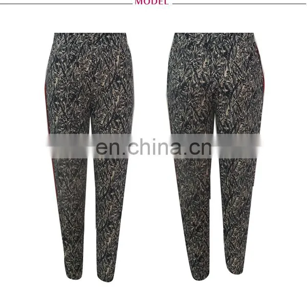 Middle Age Women Wearing Printing Pattern New Design Pant photo-3