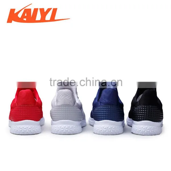 Flyknit Sport Running Shoes Latest Design China Factory Brand photo-2