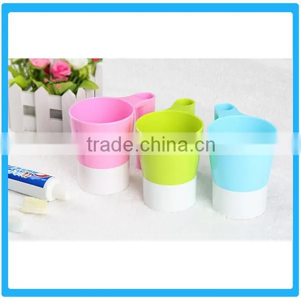 Promotional Plastic Solid Color Wash Gargle Cup photo-2