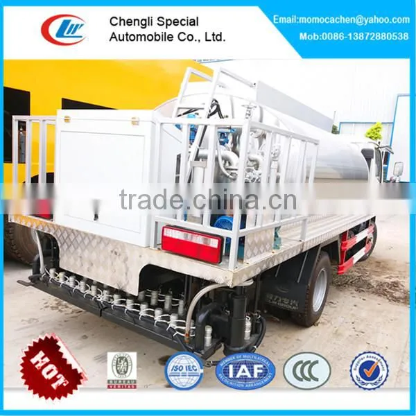 Best Asphalt Distributor Truck Bitumen Distributor Truck 4cbm Bitumen Spraying Truck photo-4