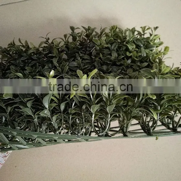 Portable Artificial Grass Plastic Graden Fence Paling photo-4
