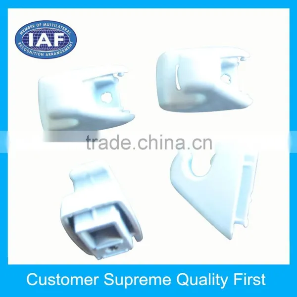 20 Years Old PA66 Car Parts Plastic Injection Mould for Automotive Plastic Parts photo-3