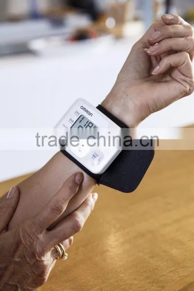 Omron RS2 Digital Wrist B P Monitor photo-4