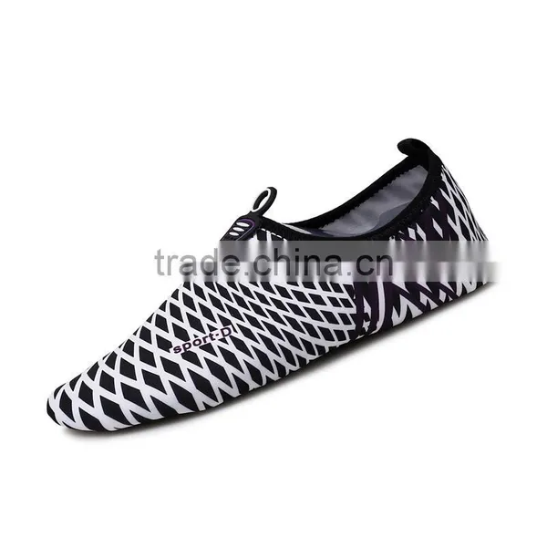 Fashion Light Barefoot Water Skin Sports Comfortable Beach Shoes photo-3