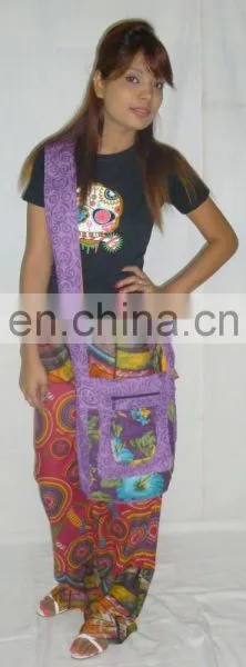 Ladies Reversible Canvas Printed Women's Hangbags photo-2
