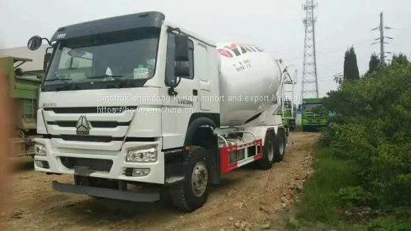 Sinotruk HOWO Cement Mix Truk for Sale photo-3
