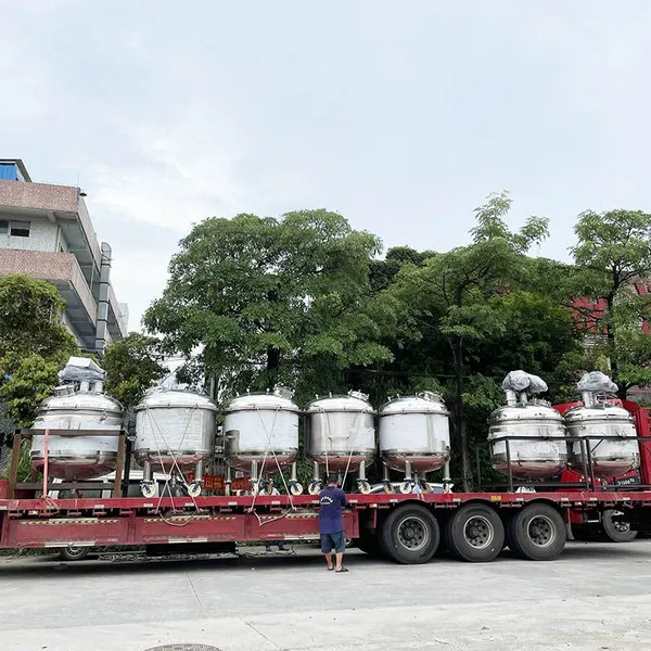 PLC Controlled Liquid Mixing Tank for Pharmaceutical Production