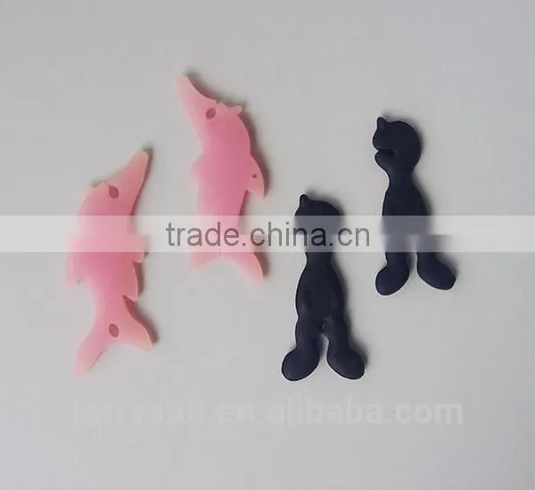 Customized Shape and Logo Soft Silicone Rubber Earphone Cord Cable Winder photo-5