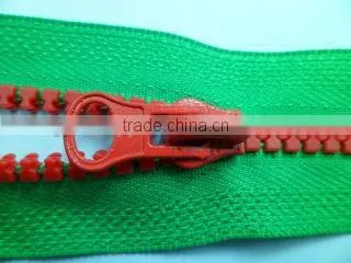5# Resin Zipper Different Color Teeth and Tape Zipper Close End Zipper With Painted Thumb Puller Auto-lock Slider Zipper photo-2
