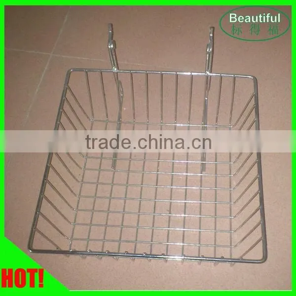 Slatwall/gridwall/pegboard metal wire basket