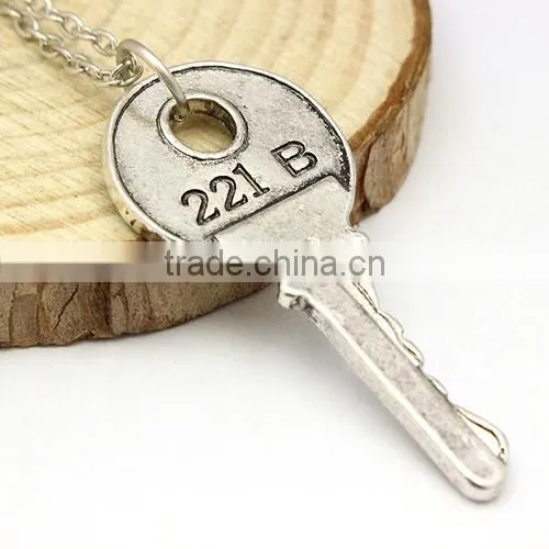 Best Selling Fashion Factory Jewellry Silver Plated Key Pendant Necklace photo-2