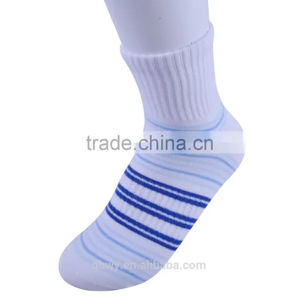 2015 New Arrival Striped Women Soft Cotton New Fashion Sport Ankle Socks photo-3