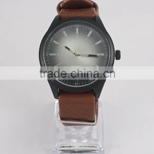 Free Wrist Watches Changeable Leather Band Watch for Men One Piece Leather Band Man Wrist Watch photo-2