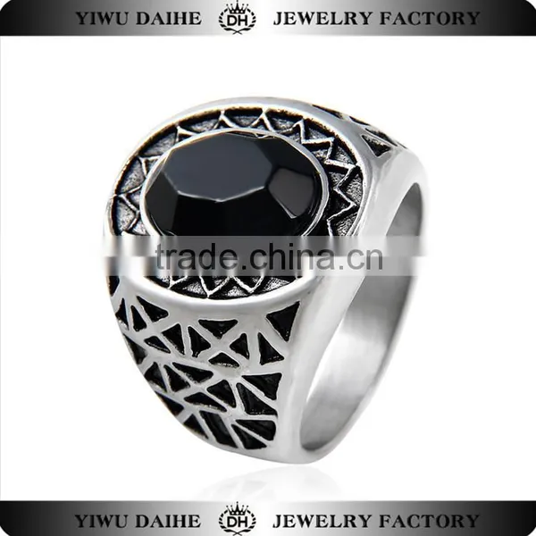 Big Black Crystal Stone Design White K Plated Stainless Steel Ring
