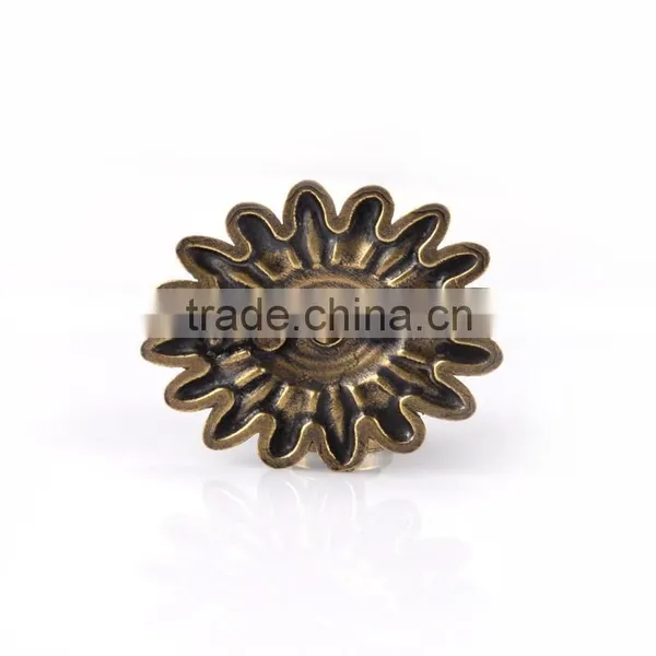 Hot Selling Vintage Antique Brass Cupboard Knobs and Pulls photo-5