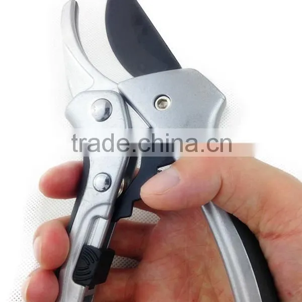 Multifunction Hoe/Folding Shovel Hammer Cutter photo-2