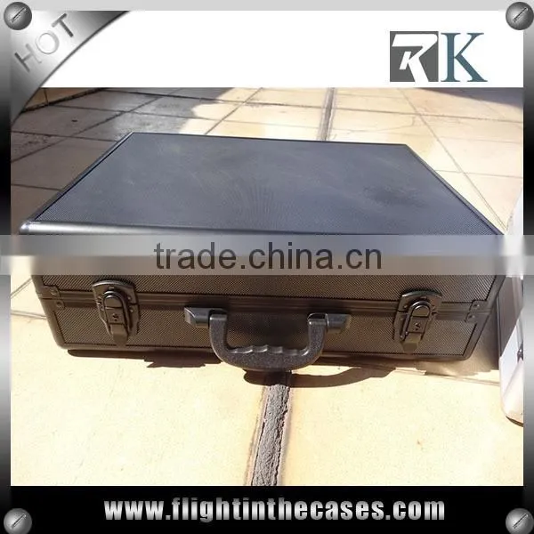 Aluminum Carrying Case photo-2