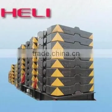 Huge Counterweight for Crane With Good Surface photo-2