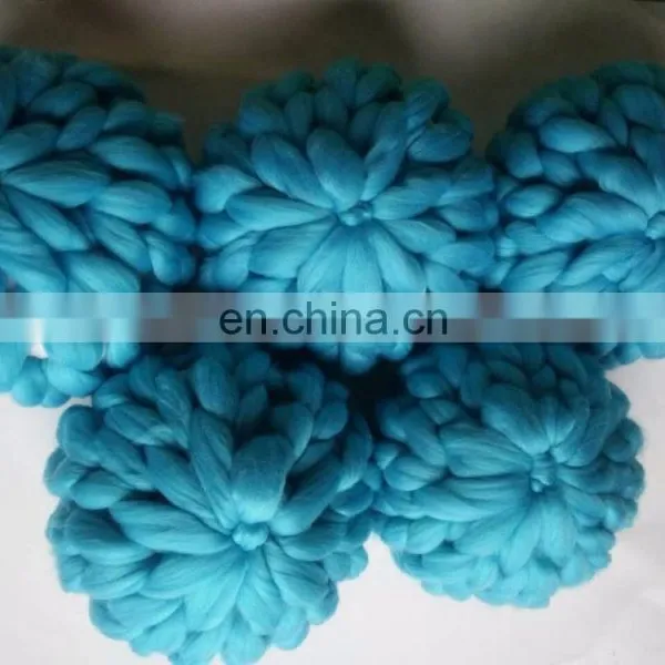 Free Sample Arm Knitting Australian Merino Wool Soft Hold Pillow photo-6