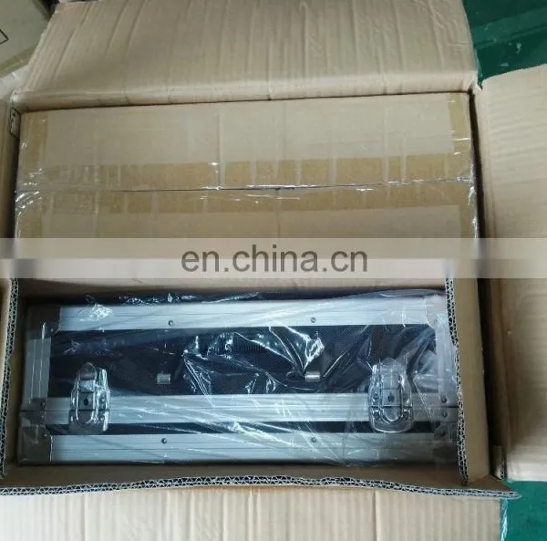Kit de herramientas de corte con estuche de transporte de aluminio para portabilidad. Modelo para placas y conductos de aislamiento de espuma fenólica photo-5