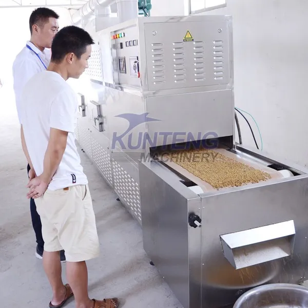 Industrial Yellow Mealworm Crayfish Spices Lotus Leaves Microwave Sterilization and Drying Machine photo-2