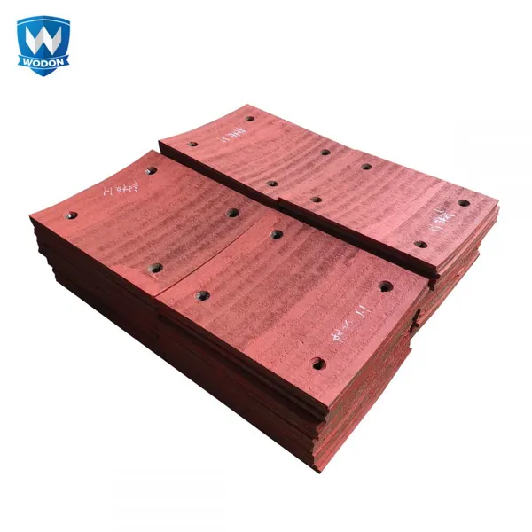 Placa de revestimento de desgaste bimetálica com revestimento duro, base de aço carbono Q235, para aplicação de proteção contra desgaste em britadores.