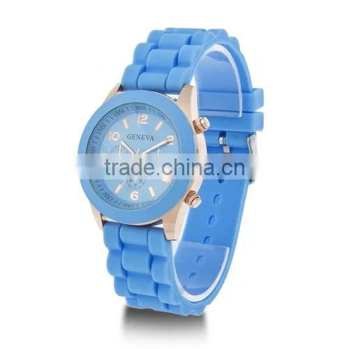 Hot Sale Amazon Watch Geneva Crystal Bezel Watch photo-4