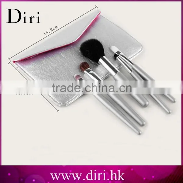 5pcs Animal Hair Wood Wand Makeup Brush Set Cosmetic Travel Make Up Brushes With a Beauty PU Leather Bag photo-2