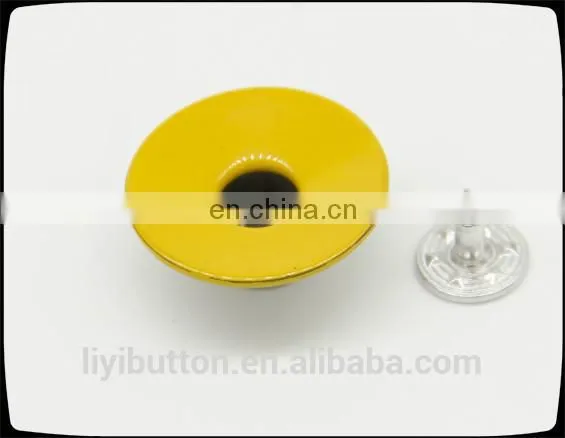 Direct Sale From Factory, Fashionable Bronze With Painting Brass Removable Button for Garment photo-6