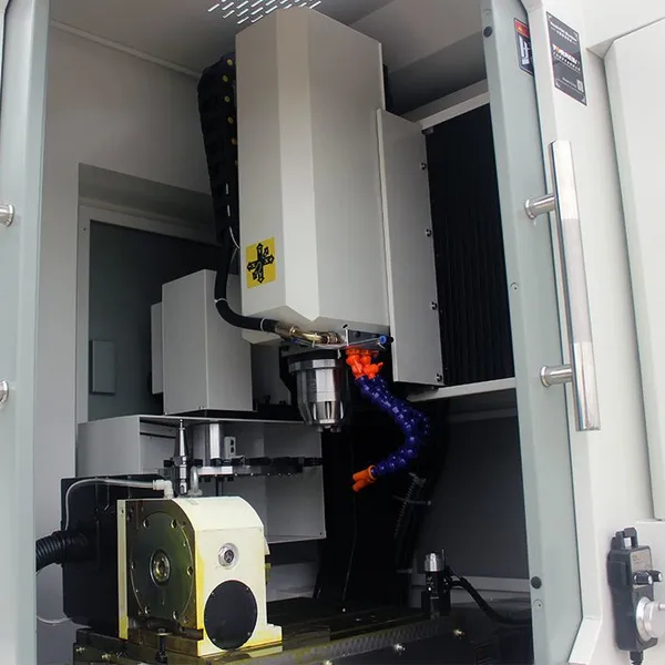 Industrial CNC Milling Machine, Production, Machine Center for Steel, Stainless photo-4