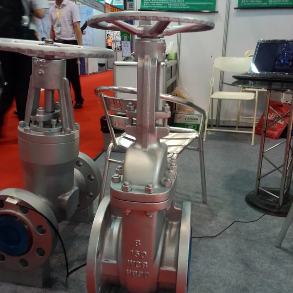 Flexible Wedge ANSI Cast Steel Gate Valve Tight Sealing Pipeline Gate Valve photo-3