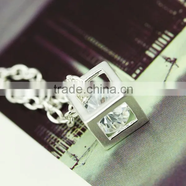 Stereo Happiness of High-grade Zircon Necklace Wholesale Box Chain Necklace photo-3