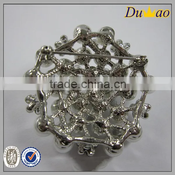 Bridal Rhinestone Flower Pearl Brooch photo-4