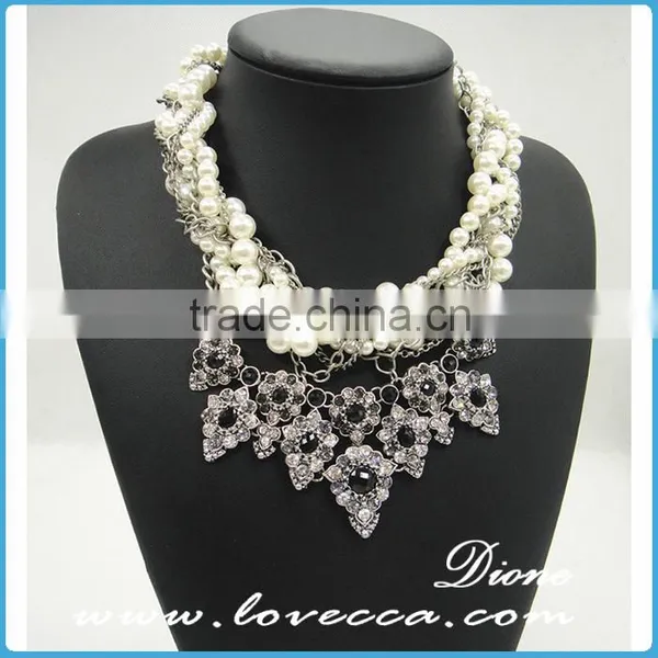 Fashion Luxury Exaggerate Black Stones White Crystal Necklace High Collar Chain photo-2