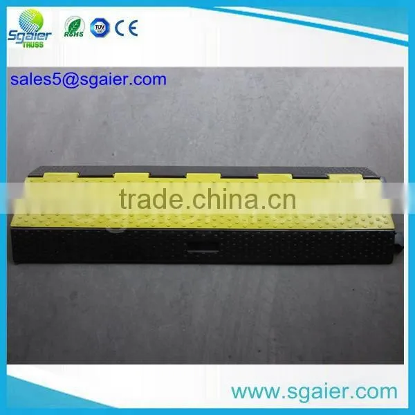 Traffic Rubber Ramp Safety Speed Hump With High Quality photo-4