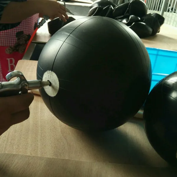 OEM Inflatable Sports Ball Rubber Bladders for Footballs,volleyballs,basketballs photo-2
