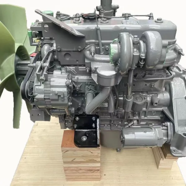 Экскаватор. Ремонтный агрегат двигателя Isuzu 4BG1. Хитачи 120-5-6. Сань 130. Кобелько 100