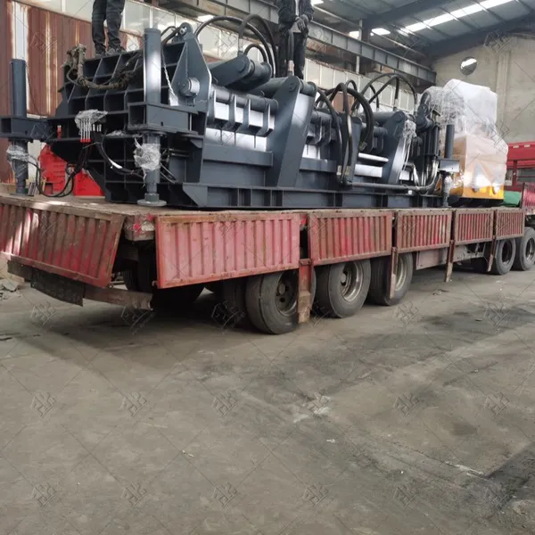Mobile Portable Car Shell Logger Car Bodies Scrap Compactor photo-3