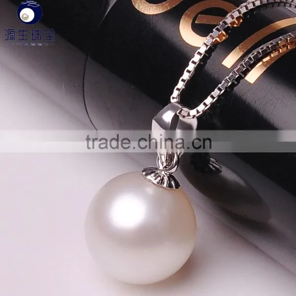 White Color Fresh Water 9-10mm Necklaces Pendants Simple Designs for Wholesale photo-2