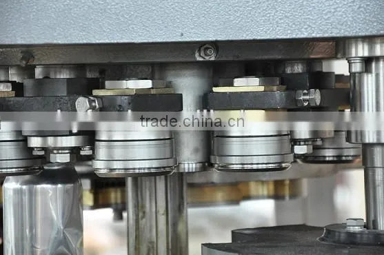 Pop Can Filling and Sealing Machine photo-5