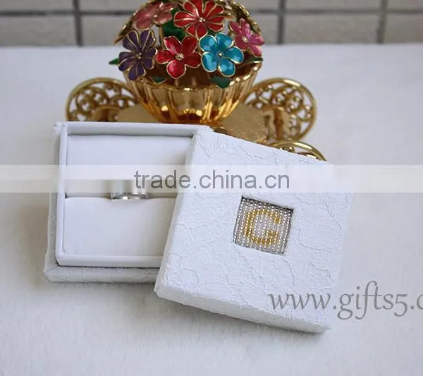 2016 High Quality Elegant Wedding Ring Jewelry Box With Beaded Name Plate of G photo-3