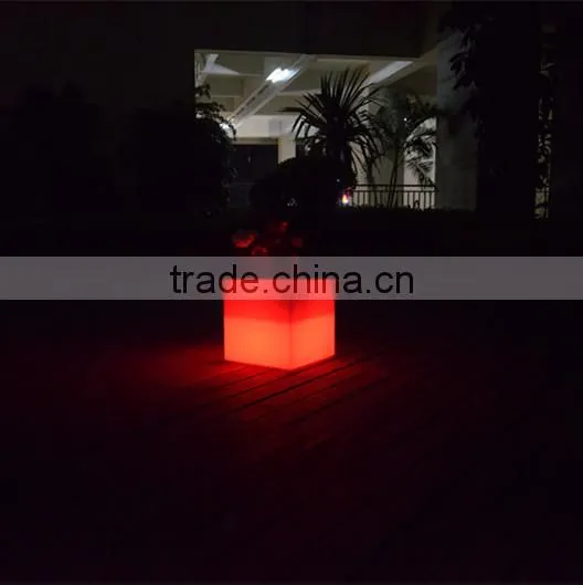 Colorful Cubic Planter/manual Plastic Planter/LED Multi Color Change Planter photo-2