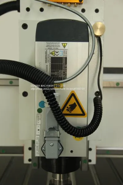 China Manufacturer 1325 1530 Wood Cnc Router for Desk Processing photo-5