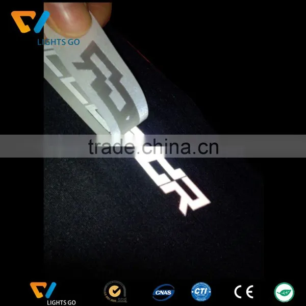 China Heat Transfer Printing Colorful Reflective Logo for Clothes photo-4