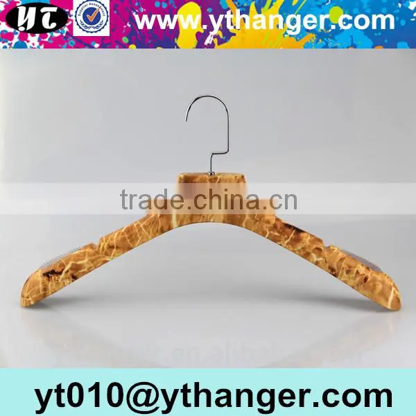 YY0465 Brand Shop Rubber Paint Nonslip Clothes Hanger Rubber Coated Coat Hanger With Notches photo-5