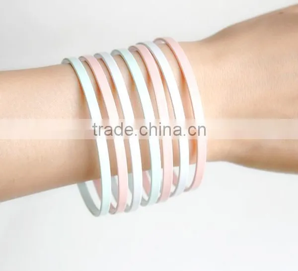 Mixed Color Fashion Bangle Set photo-2