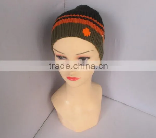 Wholesale Best Selling Knitted Fabric 100%Acrylic Beanie Hats With a Ball photo-2