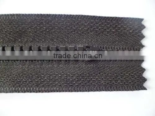 5# Plastic Resin Zipper Close End Zipper With Locking Slider Zipper Porcket Zipper photo-3