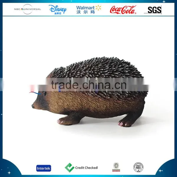 Customized Resin Hedgehog Decorations, 2016 New Design Polyresin Hedgehog Statue Ornament, Garden Decoration Cute Hedgehog
