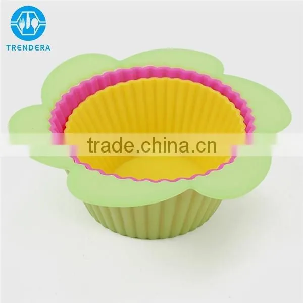 Pretty Flower Shaped Cake Baking Pan photo-3